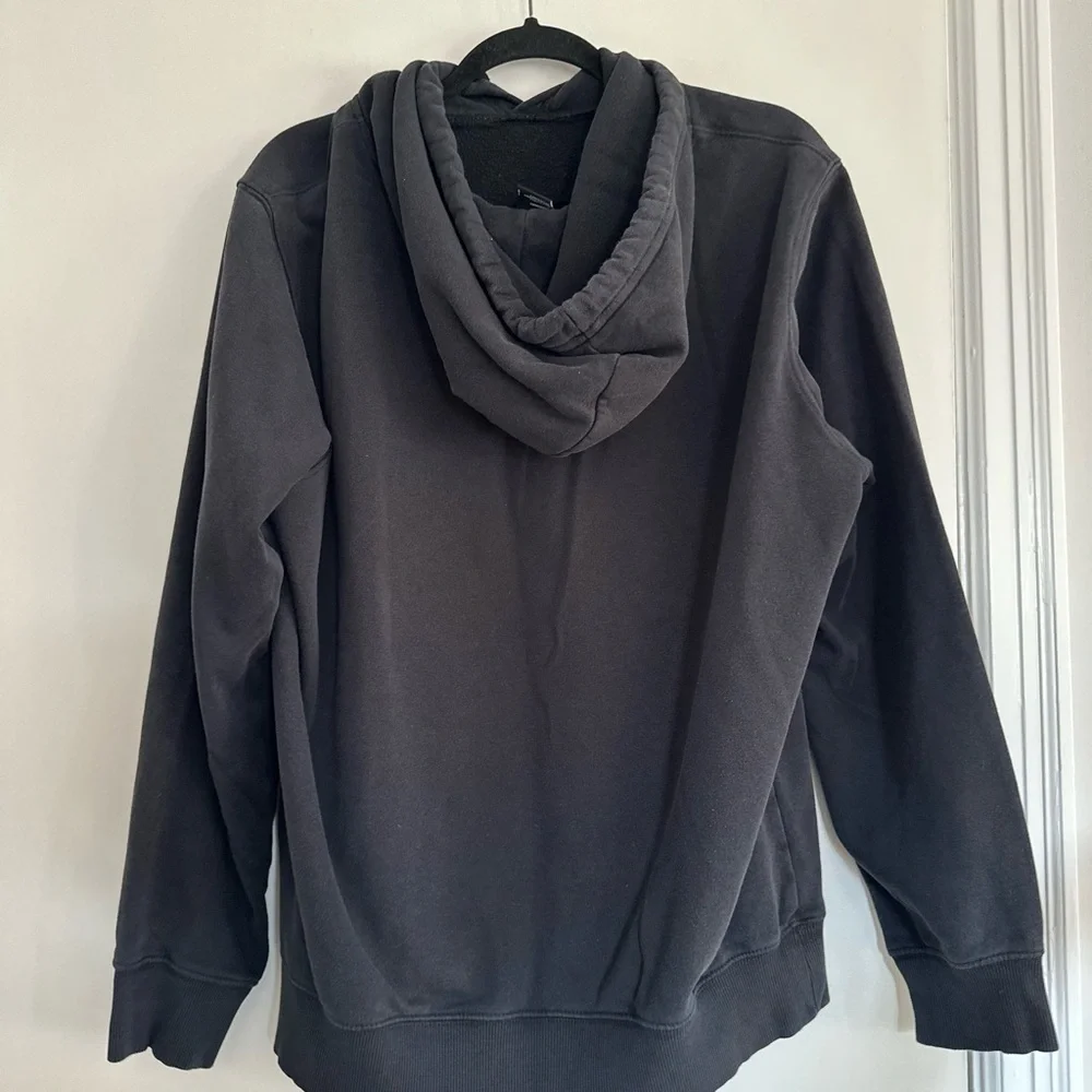 The North Face men’s Sz: L Hoodie Sweatshirt black half dome Logo Pullover.